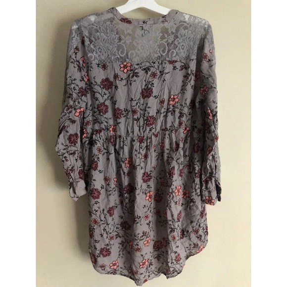 Torrid Women’s Babydoll tunic Shirt top Long Sleeve Lace/Floral Size 1 - Picture 2 of 5